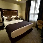 Strato Hotel By Warwick